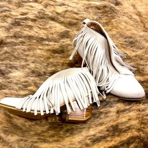 Coconuts by Matisse bootie